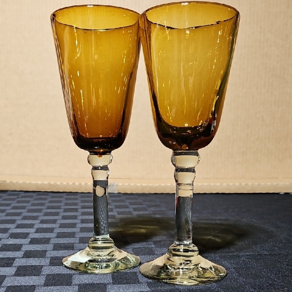 Handblown Williams Sonoma Montecito Amber Wine Glasses Set of 2